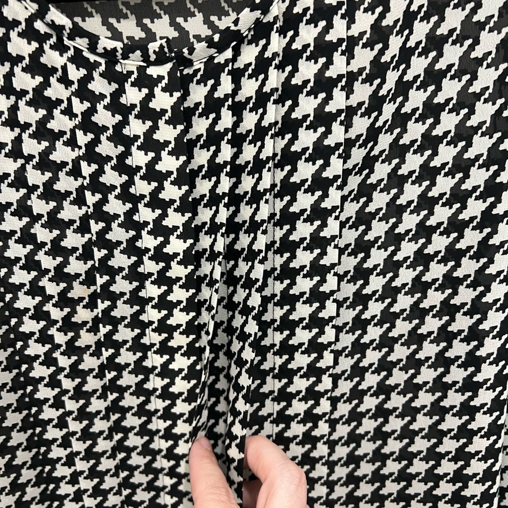 Ralph Lauren Black and White Houndstooth Top size medium - Picture 7 of 7